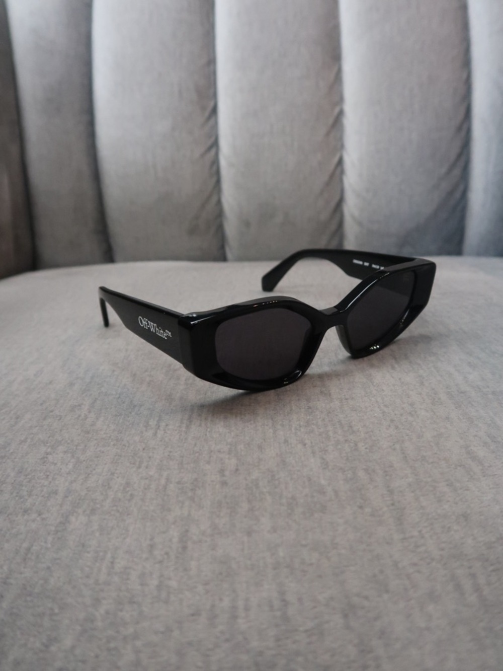Off-White Black Cat-Eye Logo Sunglasses